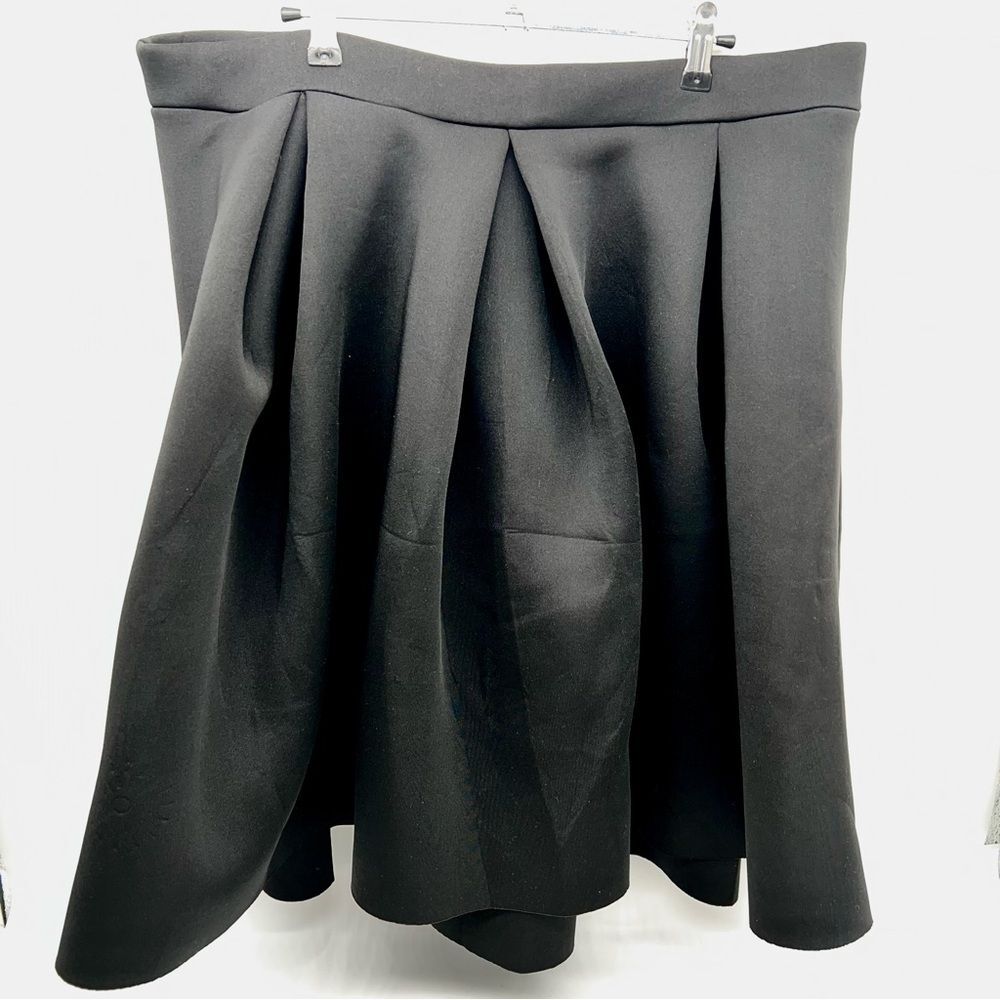 Ashley Stewart Women’s Black Full SCUBA Fabric Mini Skirt-Size 22